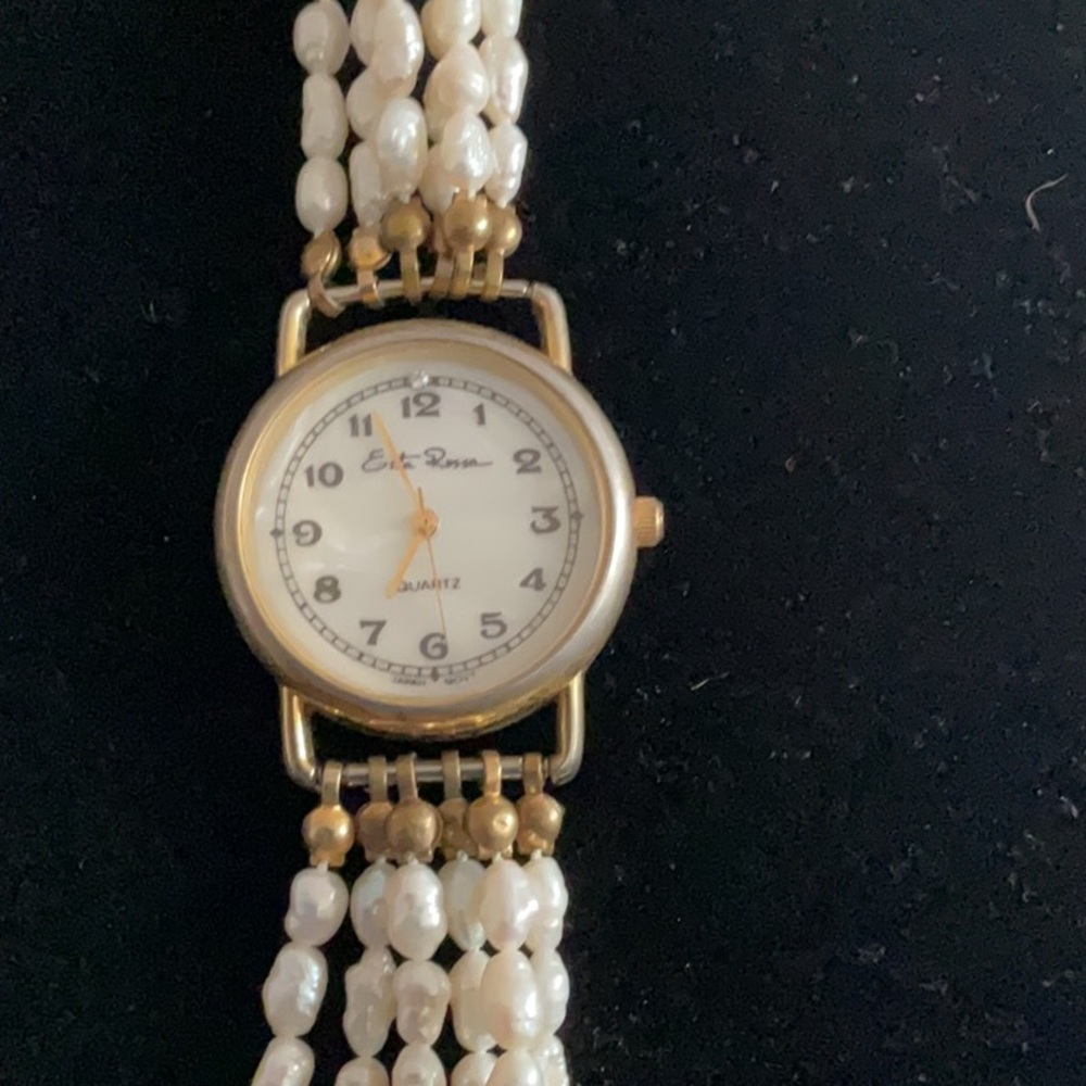 Esta Rozza Fresh water Pearl Watch - Picture 2 of 3